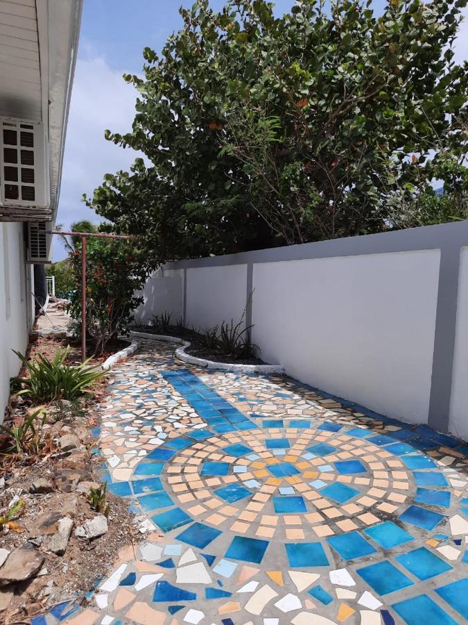 Tiko Lodge Sxm Quarter of Orleans Buitenkant foto